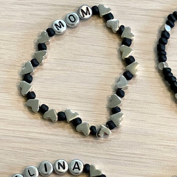 MOM Beaded Bracelets - Picture 4 of 8